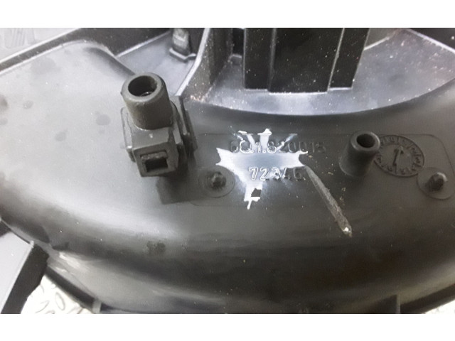 Вентилятор печки 6Q1820015 Audi A2