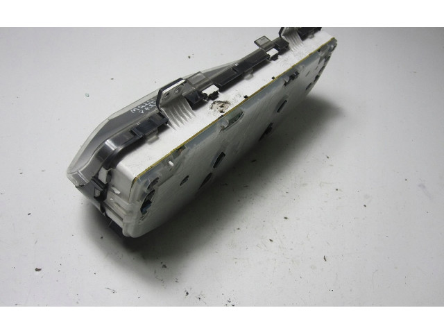 Панель приборов WHCB16C Mazda Premacy