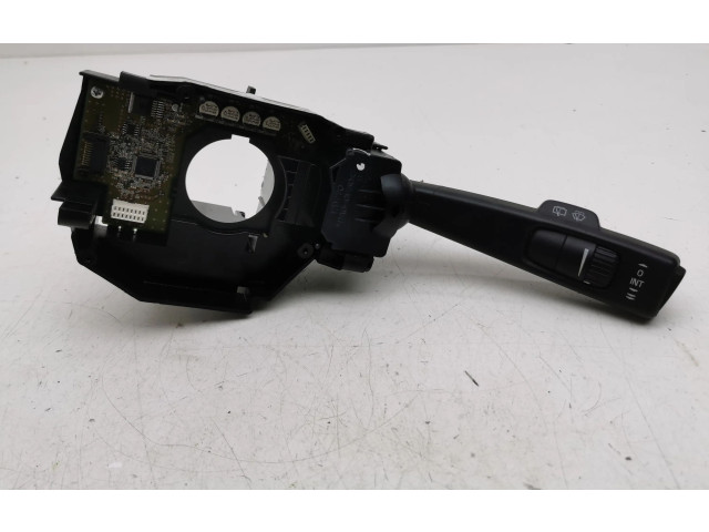 Ручка стеклоочистителей 17D770   Volvo V50