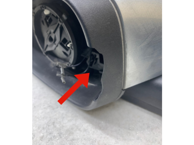 Зеркало электрическое Volvo V70 2005 - 2008 года