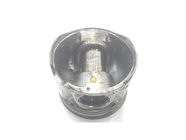 Поршень с шатуном 1145917, 1151CB Ford Fiesta для дизельного двигателя 1.4