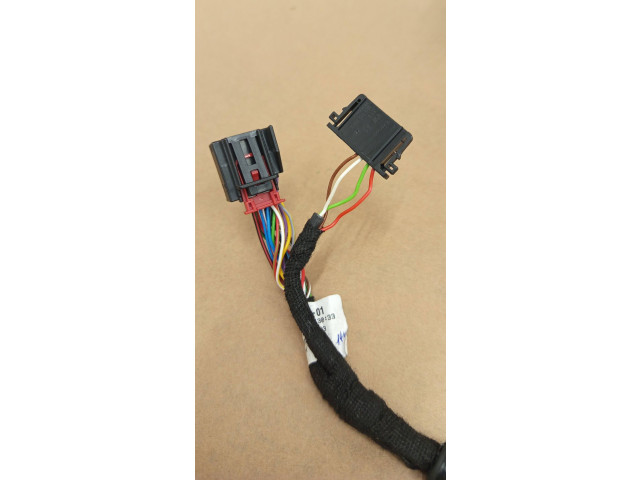 Зеркало электрическое Skoda Karoq 2017 - года