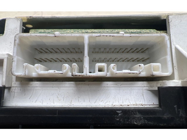 Přístrojová deska Toyota Previa (XR30, XR40) II 2005 838002J011, 2574204291