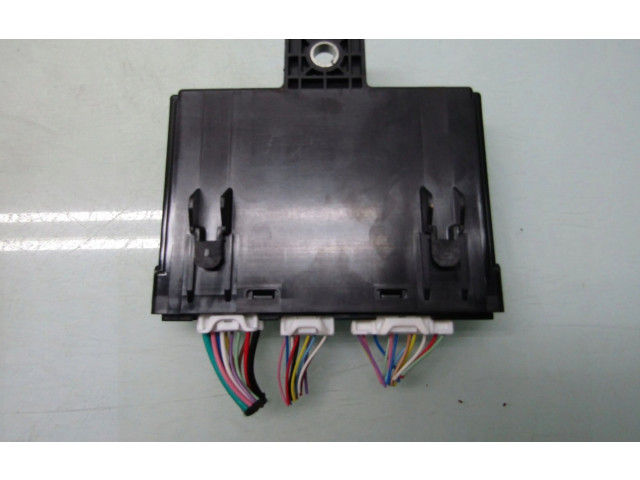 Блок управления B0J8675M0, B0J8675M0D Mazda 3