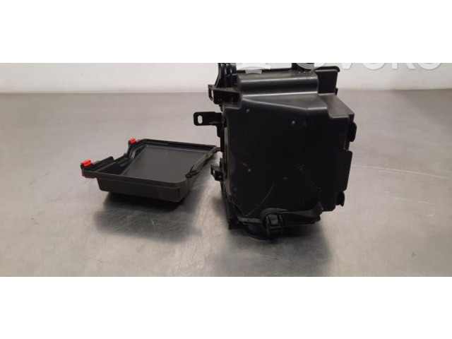 Pojistková skříňka 9678633380 Toyota Proace 2019