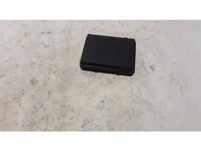   Pojistková skříňka 284B64435R   Dacia Sandero 2021