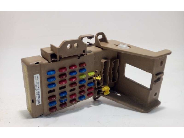 Pojistková skříňka Řídící jednotka BSM 82201FJ010   Subaru XV 2013