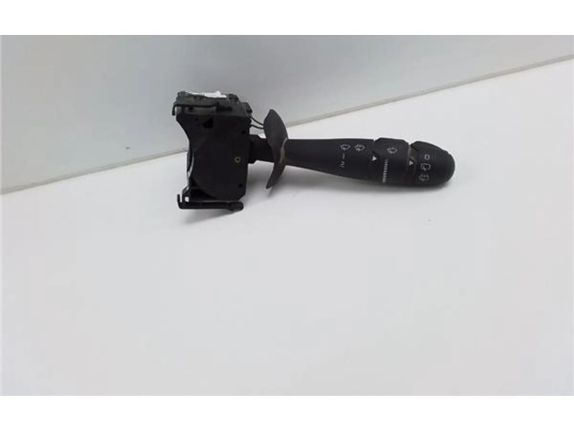 Ручка стеклоочистителей 8200516196   Renault Twingo II