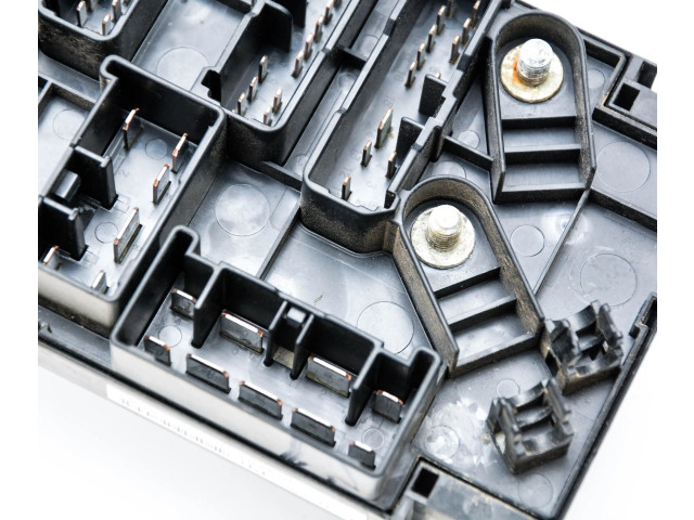 Блок предохранителей 82241SC020, MB100200B   Subaru Forester SH    