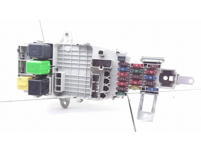 Блок предохранителей 3820ASN7G105 Rover 600