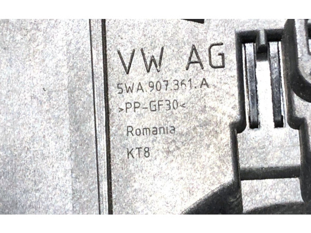 Блок предохранителей 5WA907361A Skoda Octavia Mk4