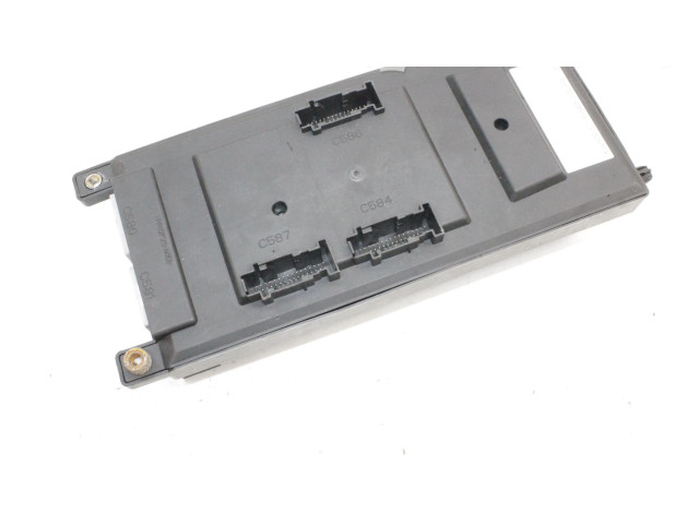 Блок предохранителей  FW9314F041AG   Jaguar XJ X351    