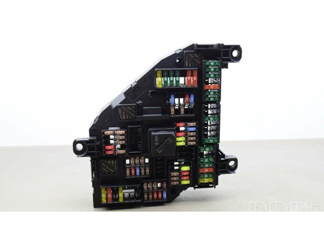   Pojistková skříňka 9252813   BMW 5 F10 F11 2010