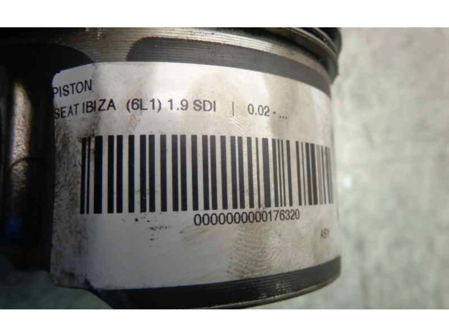 Píst Seat Ibiza III (6L) ASY
