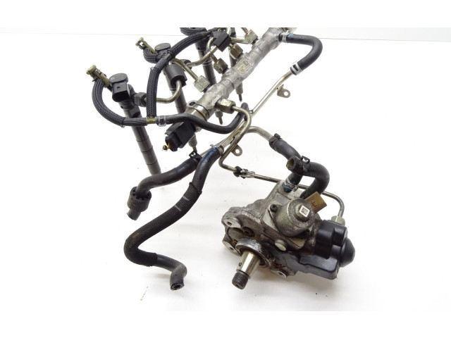 Комплект форсунок 04L130277B Skoda Octavia Mk3 (5E)