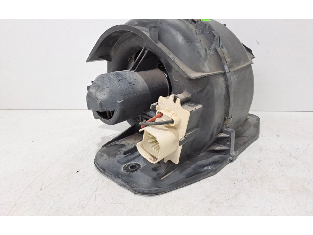 Вентилятор печки    7700810270, 7700811864   Renault Clio I