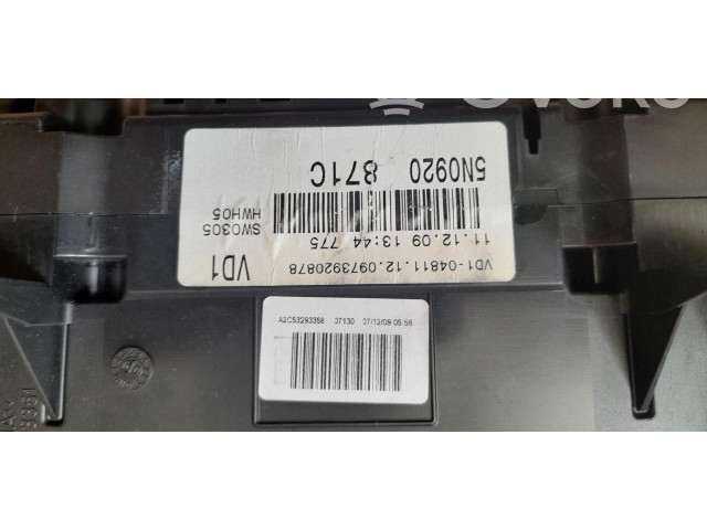 Přístrojová deska Volkswagen Tiguan 2011 5N0920871C