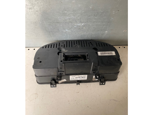 Přístrojová deska  Volkswagen Caddy 2007 2K0920865E  