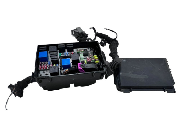 Блок предохранителей  13246936, 13246936   Opel Meriva B    