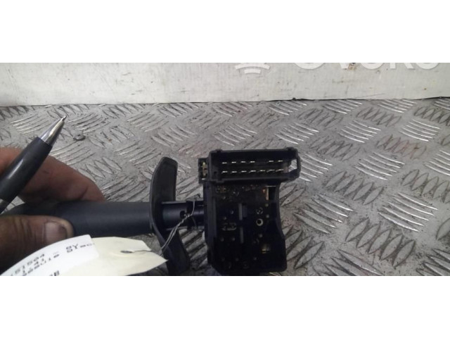 Ручка стеклоочистителей 6001551357 Dacia Sandero