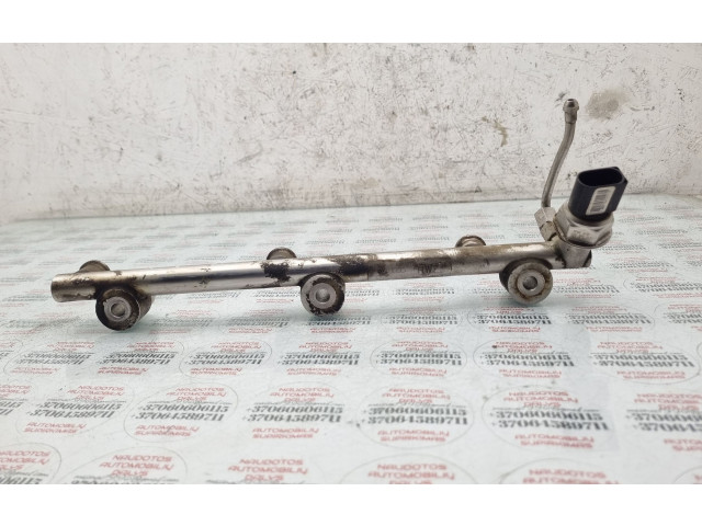 Vstřikovací lišta 03H133317B   Audi Q7 4L     