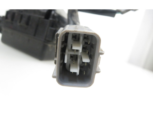 Блок предохранителей 8266187408 Daihatsu Terios