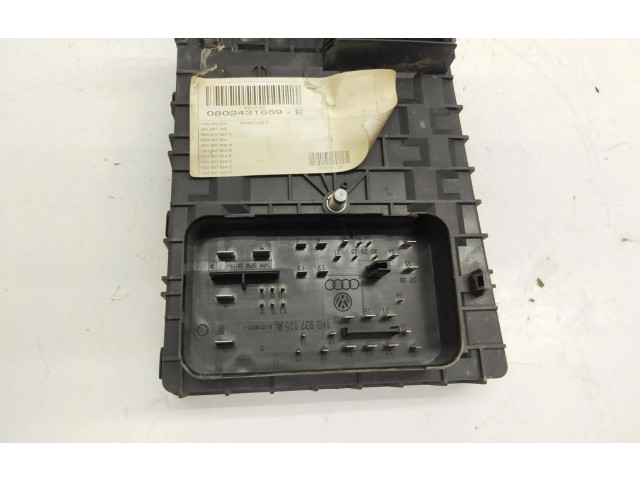   Pojistková skříňka 1K0937125A, 1K0937125A   Volkswagen Tiguan 2008