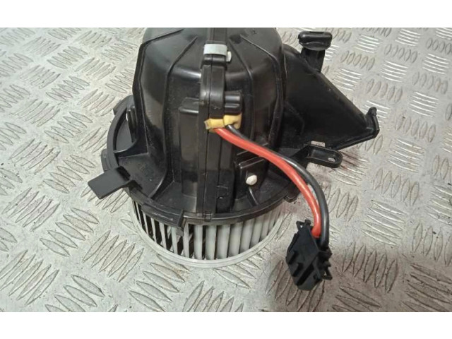 Вентилятор печки U0851003, 2PINS Audi A5 8T 8F