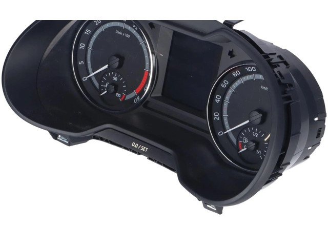 Панель приборов 5E0920759 Skoda Octavia Mk3 (5E)