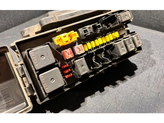 Блок предохранителей 04839337AC, 56040662AH Jeep Grand Cherokee (WK)