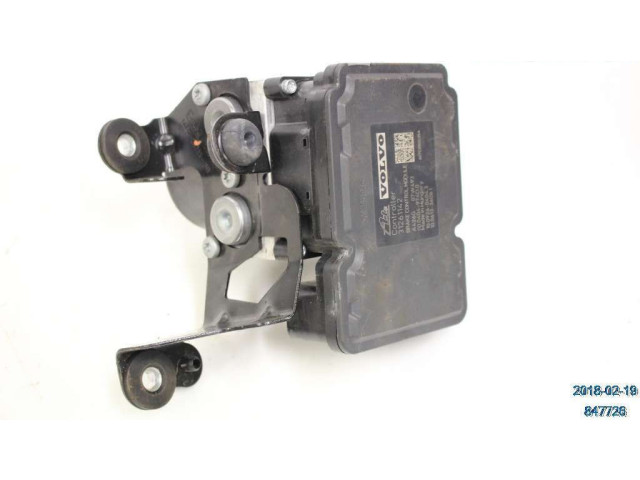 Блок управления АБС 31261143, 7G9N2C405AC   Volvo V70