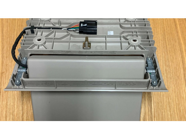 Дисплей    20792277   Chevrolet Suburban