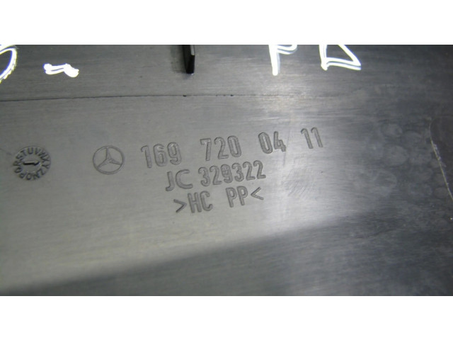 Другая деталь салона