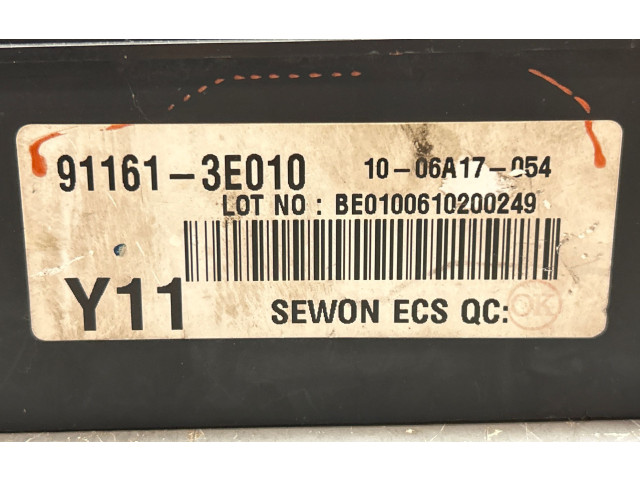 Блок предохранителей 911613E010, 1006A17054 KIA Sorento