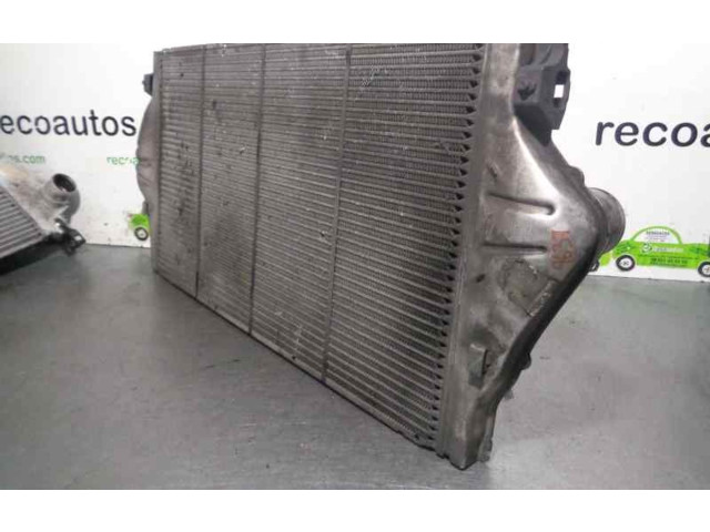 Интеркулер  8200033732, 0002382   Renault Vel Satis 