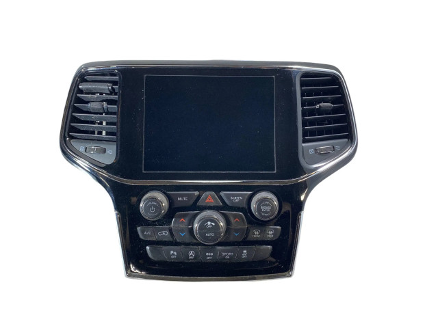 Радио/ проигрыватель CD/DVD / навигация