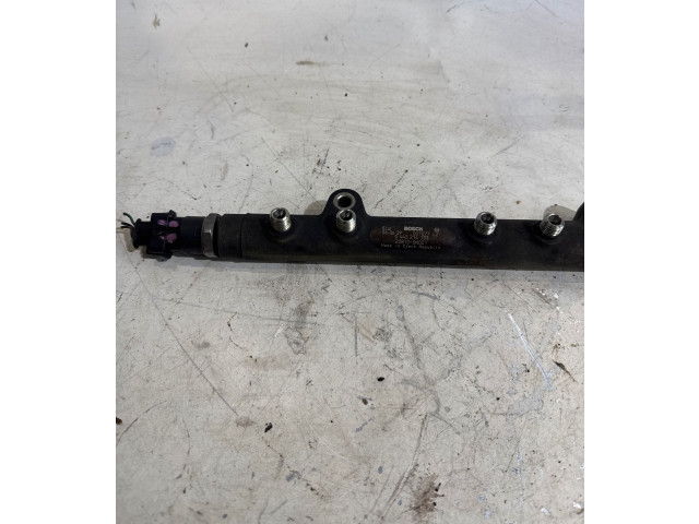 Vstřikovací lišta 0445214133, 238100N021 Toyota Yaris