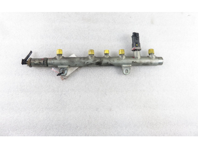 Vstřikovací lišta 8200347176, 0445214024 Mitsubishi Space Star F9Q1