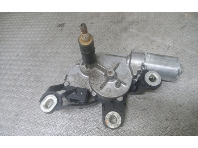 Моторчик заднего дворника 1T0955711, 0390201598 Volkswagen Touran I