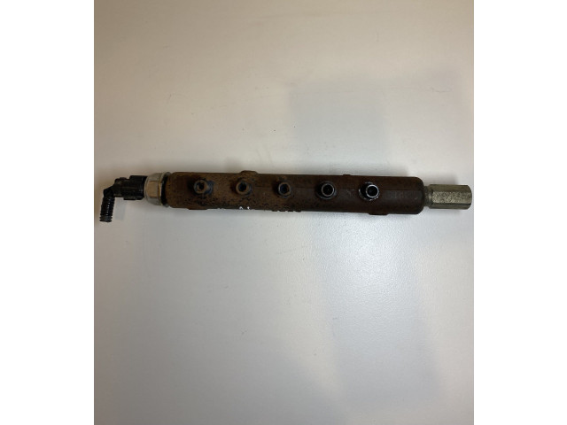 Топливная рампа 8945860010 Mitsubishi L200 для двигателя 4D56 HP