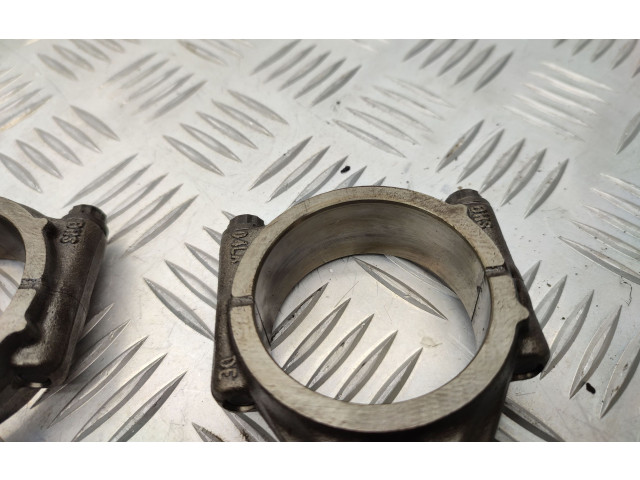  Поршень с шатуном Cxx ckf  Skoda Octavia Mk3 (5E)  