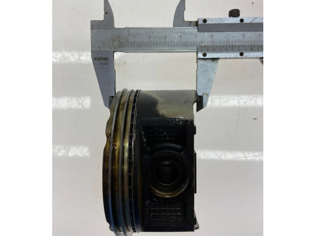  Поршень EJ20 12006AC990, 12006AA910  Subaru Forester SF  