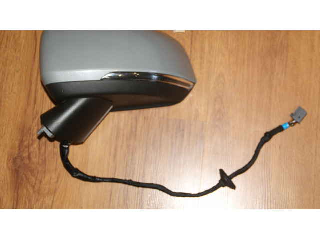 Зеркало электрическое Volvo XC40 - года