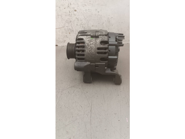 Генератор BMW X3 E83 2003 - 2010 года