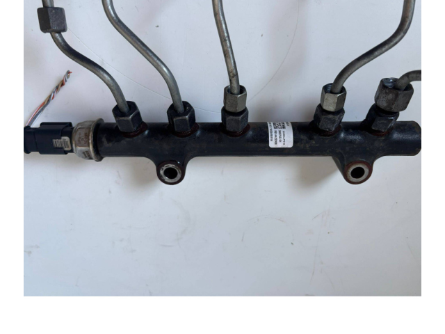 Топливная рампа 9685297580, 94675G01 Peugeot 2008 I