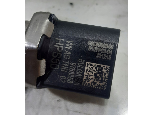 Топливная рампа 04C133320C Audi A1