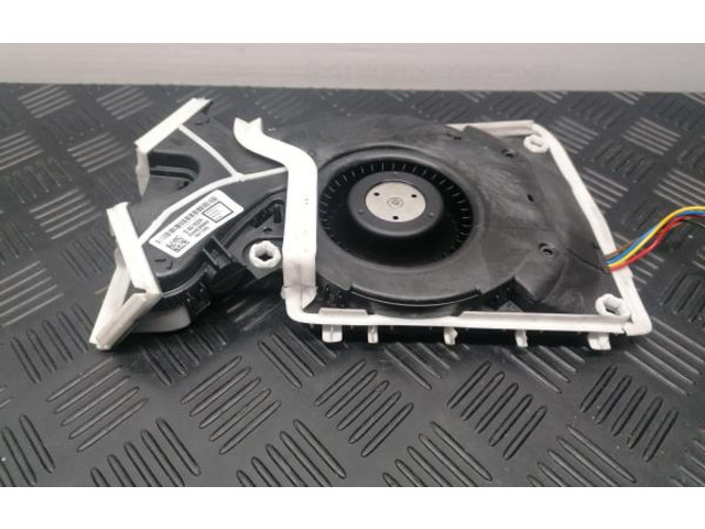 Вентилятор радиатора     A2048300008, 9594310560    Mercedes-Benz CLS C218 X218 