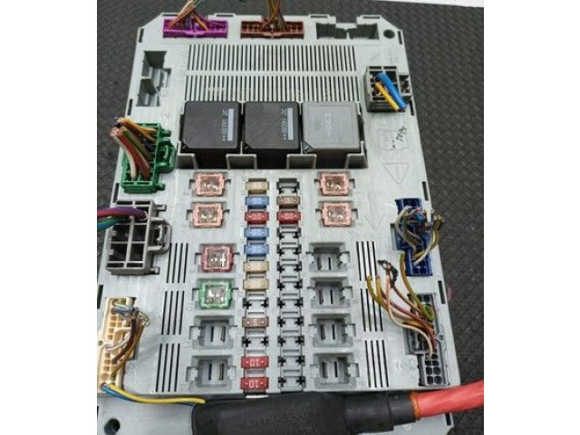 Блок предохранителей 9X2314B476BC, 73409724 Jaguar XF X250