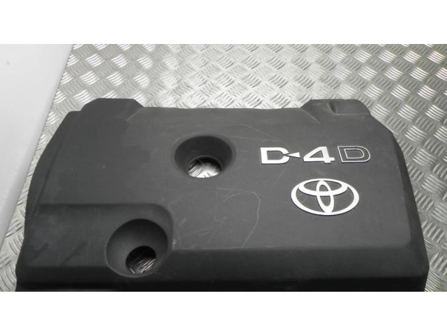 Крышка двигателя (отделка)