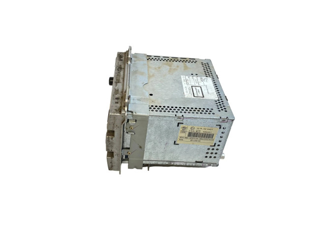 Радио/ проигрыватель CD/DVD / навигация Ford Fusion 2002 - 2005 года